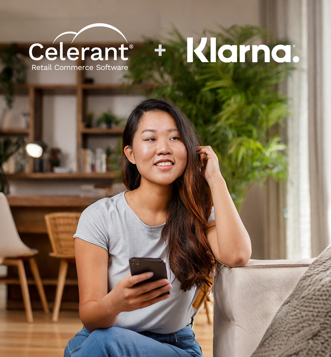 A woman uses Klarna for financing when buying online